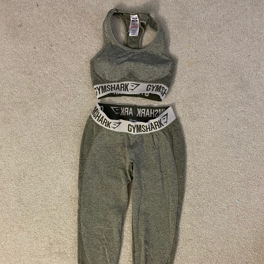 Gymshark Flex Set Khaki/Sand